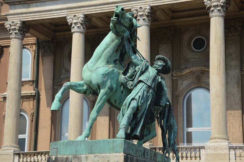 Statue in Budapest Ungarn - Travel Photography Reisefotografie